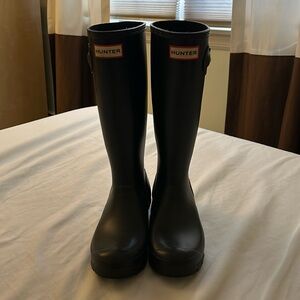 Hunter black women’s boots - Size 5